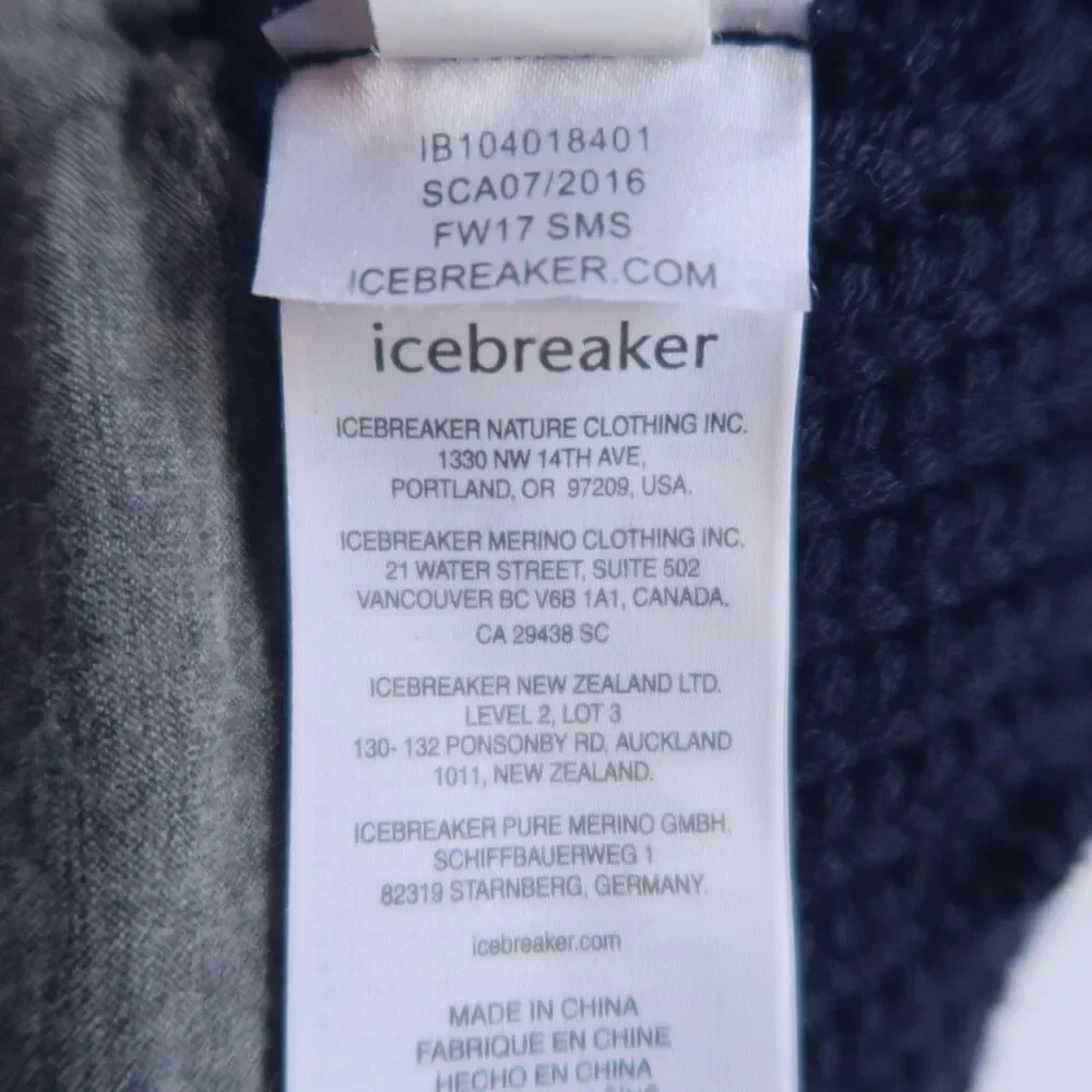 ICEBREAKER Blue Zig Pom Beanie One Size Wool Blend Winter Hat Lined Outdoor